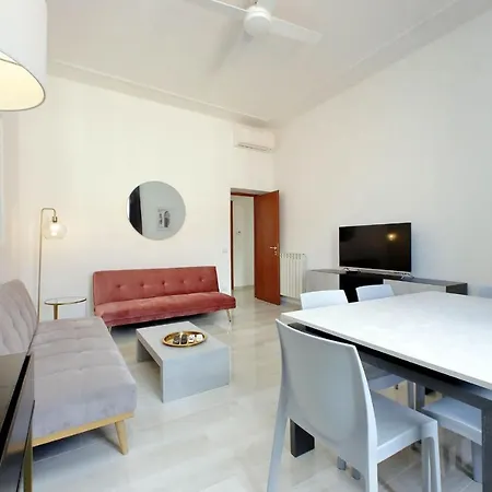 Ettore Rolli In Trastevere By Halldis Apartment *