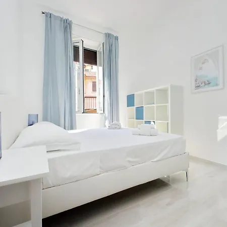 Ettore Rolli In Trastevere By Halldis Apartment